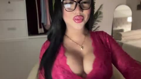 Snapshot of foxyluscious chatting on March 4, 2026, 5:57 am Ms Celeste Anne online show from March 4, 2026, 5:57 am