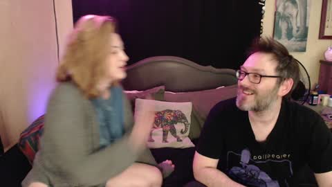 Snapshot of foxymalloryknoxy69 chatting on December 7, 2024, 6:32 am Mallory Koxx online show from December 7, 2024, 6:32 am