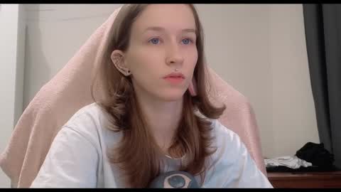 Snapshot of fran_bow chatting on February 1, 2025, 12:18 am fran_bow online show from February 1, 2025, 12:18 am