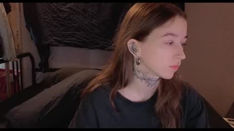 fran_bow online show from June 9, 2026, 11:11 am