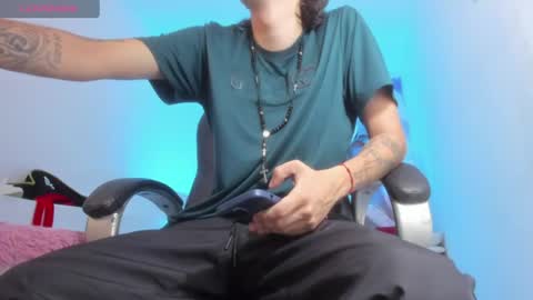 Snapshot of fran_boy_ chatting on July 13, 2026, 7:38 pm Fran online show from July 13, 2026, 7:38 pm