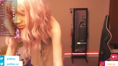 Snapshot of fran_qt chatting on December 7, 2024, 6:59 pm Fran online show from December 7, 2024, 6:59 pm