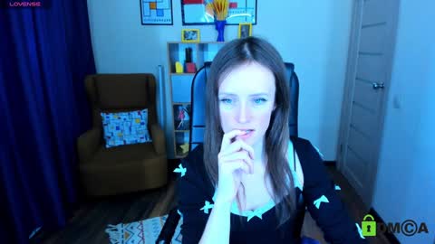 Snapshot of francescacollins chatting on February 7, 2025, 10:19 am Fran online show from February 7, 2025, 10:19 am