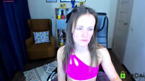 Snapshot of francescacollins chatting on February 13, 2025, 6:27 pm Fran online show from February 13, 2025, 6:27 pm