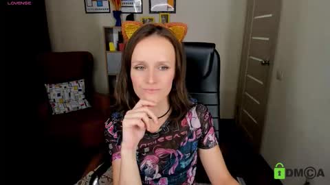 Snapshot of francescacollins chatting on October 3, 2025, 3:53 pm Fran online show from October 3, 2025, 3:53 pm