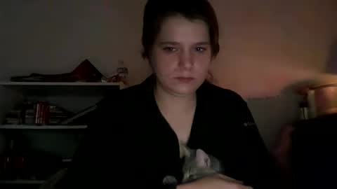 francescafey online show from October 21, 2025, 3:46 pm