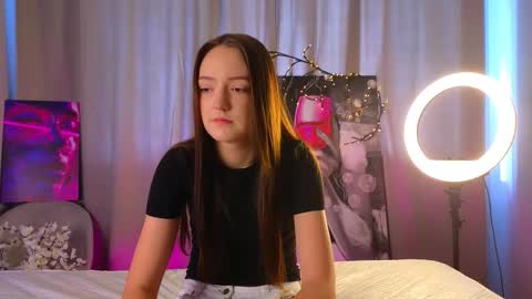 Marybrown eye Katy gray eye online show from February 21, 2026, 7:42 am