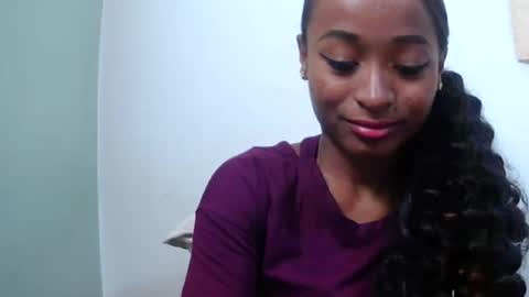 Snapshot of francine925426 chatting on June 13, 2026, 9:18 am francine925426 online show from June 13, 2026, 9:18 am