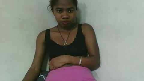 Snapshot of francinealdy chatting on November 4, 2025, 2:49 pm francinealdy online show from November 4, 2025, 2:49 pm