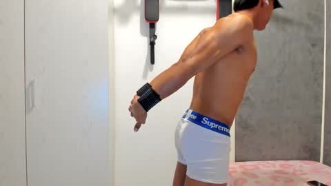 Snapshot of franco_demons_ chatting on October 16, 2025, 3:57 pm Franco online show from October 16, 2025, 3:57 pm