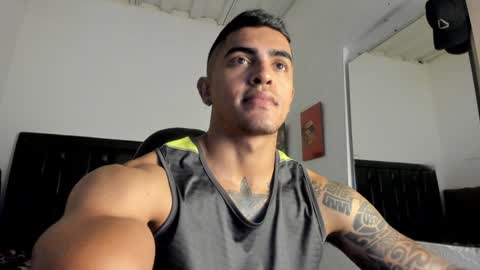 Snapshot of franco_ruiz_ chatting on January 20, 2025, 1:39 am franco online show from January 20, 2025, 1:39 am