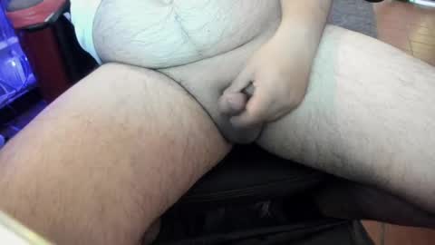 Snapshot of francoisroy chatting on January 1, 2025, 4:50 pm Juan online show from January 1, 2025, 4:50 pm