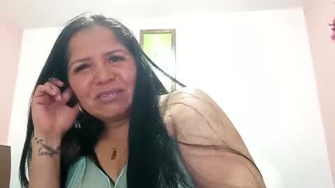 Snapshot of francy_froz chatting on January 17, 2025, 4:39 am francy froz online show from January 17, 2025, 4:39 am