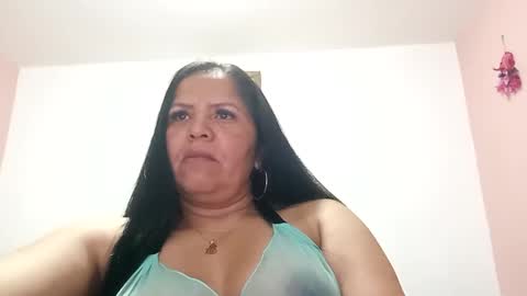 Snapshot of francy_froz chatting on January 17, 2025, 8:02 am francy froz online show from January 17, 2025, 8:02 am