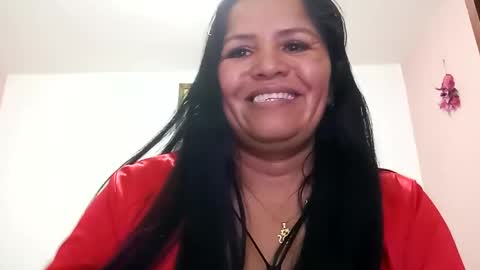 Snapshot of francy_froz chatting on January 19, 2025, 8:50 am francy froz online show from January 19, 2025, 8:50 am