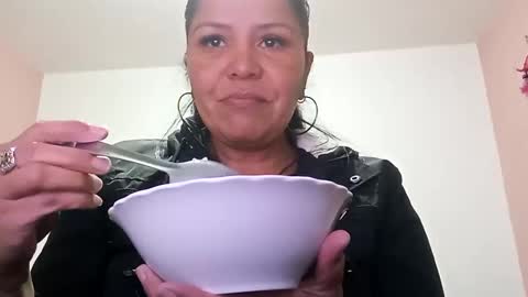 Snapshot of francy_froz chatting on January 21, 2025, 11:02 pm francy froz online show from January 21, 2025, 11:02 pm