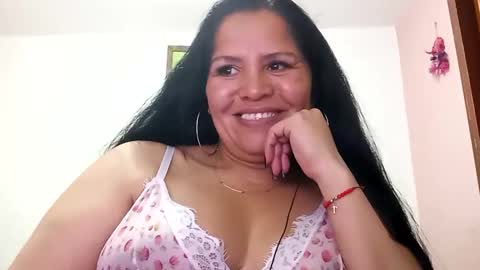 Snapshot of francy_froz chatting on February 10, 2025, 7:26 am francy froz online show from February 10, 2025, 7:26 am