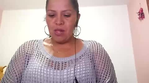 Snapshot of francy_froz chatting on February 16, 2025, 3:04 am francy froz online show from February 16, 2025, 3:04 am