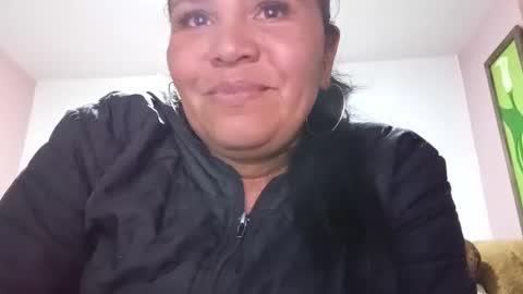 Snapshot of francy_froz chatting on October 25, 2025, 2:52 am francy froz online show from October 25, 2025, 2:52 am