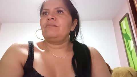 Snapshot of francy_froz chatting on October 27, 2025, 2:15 am francy froz online show from October 27, 2025, 2:15 am