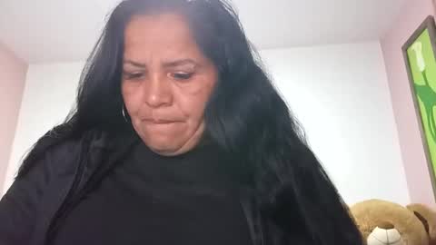 Snapshot of francy_froz chatting on November 4, 2025, 1:38 am francy froz online show from November 4, 2025, 1:38 am