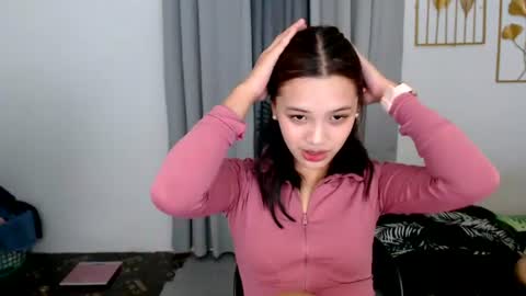 francyne_kemmis online show from June 15, 2026, 3:25 pm