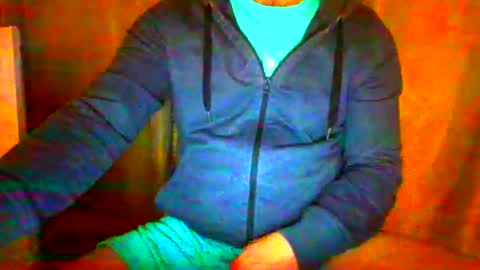 Snapshot of frank84848 chatting on January 17, 2025, 7:08 am Frank online show from January 17, 2025, 7:08 am