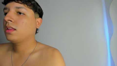 Snapshot of frank_castiglioni chatting on March 8, 2025, 6:16 pm Castiglioni online show from March 8, 2025, 6:16 pm