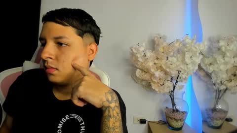 Snapshot of frank_castiglioni chatting on November 20, 2025, 3:18 am Castiglioni online show from November 20, 2025, 3:18 am