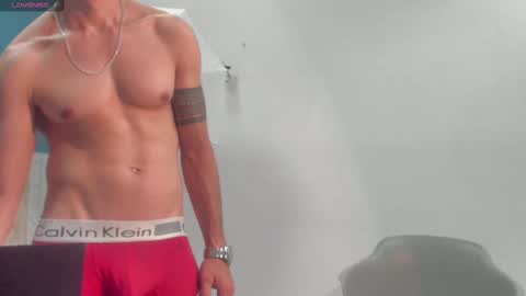 Snapshot of frank_millers chatting on October 8, 2025, 8:50 pm Frank online show from October 8, 2025, 8:50 pm