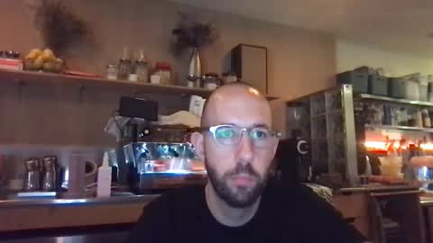 frank_perry2332 online show from April 30, 2026, 7:58 am