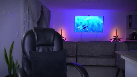 Snapshot of frankfarrellx chatting on February 3, 2026, 1:04 am Frank Farrell. Hey remember to give me a thumbs up Ty online show from February 3, 2026, 1:04 am