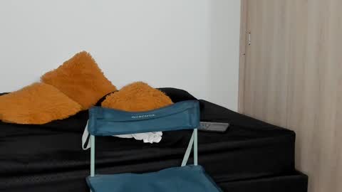 Snapshot of frankmyles01 chatting on February 19, 2025, 12:57 am frank online show from February 19, 2025, 12:57 am