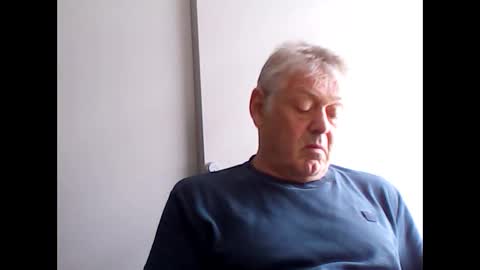 frannkboy61 online show from June 9, 2026, 8:26 am