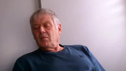 frannkboy61 online show from June 11, 2026, 5:33 pm