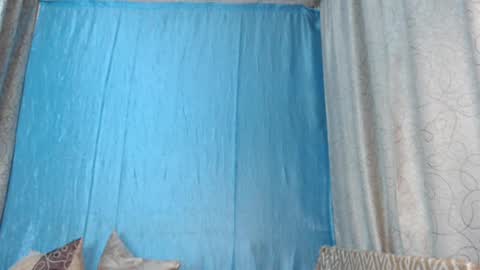 Snapshot of frau_becky chatting on December 5, 2024, 1:38 pm frau_becky online show from December 5, 2024, 1:38 pm