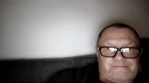 Wolfi online show from February 24, 2025, 7:33 am