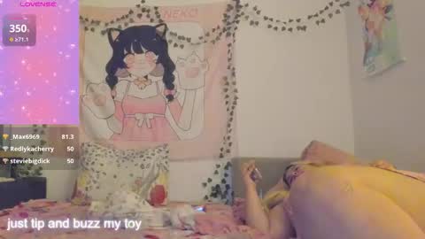 Snapshot of freakcute_friends chatting on September 17, 2025, 7:48 pm Alice online show from September 17, 2025, 7:48 pm