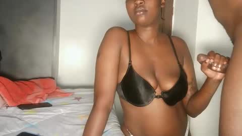 freakyg292511 online show from February 11, 2026, 6:29 am