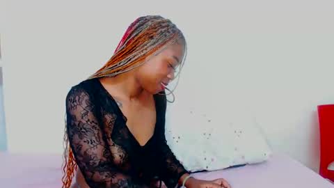 Snapshot of freakyscarlrt00 chatting on September 24, 2025, 4:05 am FreakyScarlet00 online show from September 24, 2025, 4:05 am