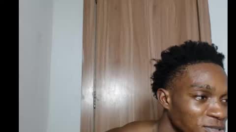 freakyslut30 online show from February 14, 2025, 2:28 am