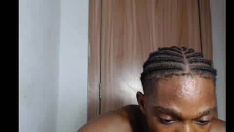 freakyslut30 online show from March 6, 2025, 3:24 am