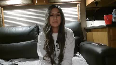 freckles4444 online show from December 14, 2025, 5:46 am