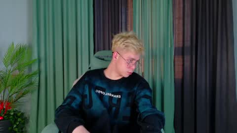 Fred online show from March 25, 2026, 12:22 pm