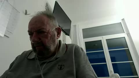 Snapshot of fredaldavid chatting on February 22, 2026, 5:33 pm David Fredal online show from February 22, 2026, 5:33 pm