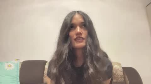 Mia online show from June 2, 2026, 5:15 pm