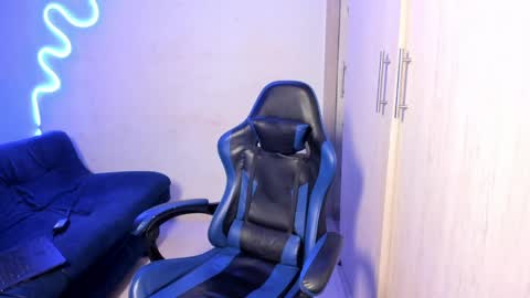 valeria online show from April 11, 2026, 5:56 am