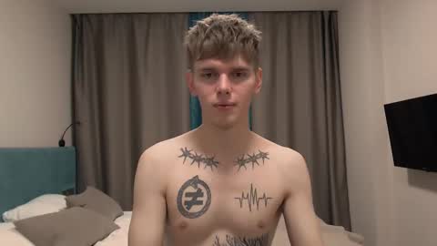 Snapshot of fredd_xanderrs chatting on October 19, 2025, 5:02 pm fredd_xanderrs online show from October 19, 2025, 5:02 pm