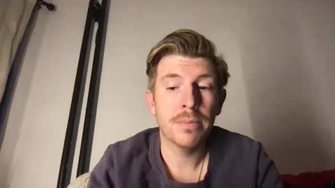 Snapshot of freddyfootball chatting on February 2, 2026, 1:04 am Freddy Foot Balls online show from February 2, 2026, 1:04 am