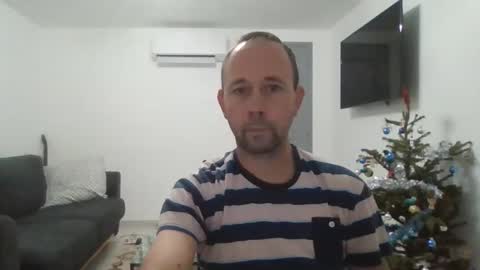 Snapshot of fredodu41 chatting on December 7, 2024, 5:09 pm fredodu41 online show from December 7, 2024, 5:09 pm